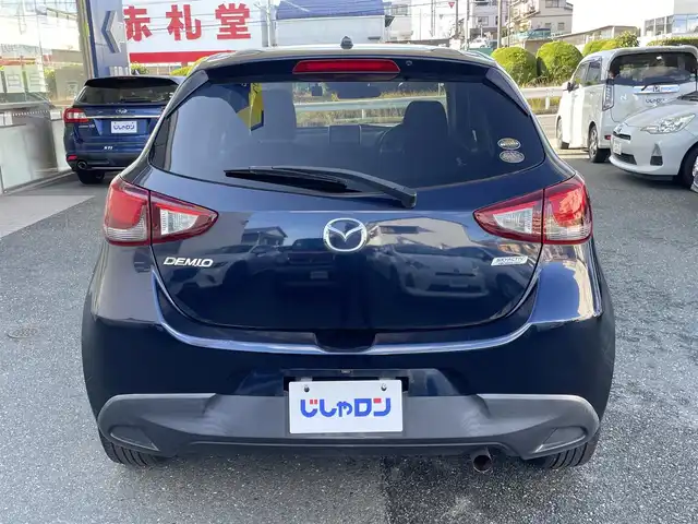 マツダ デミオ 13S 愛知県 2016(平28)年 6.5万km ディープクリスタルブルーマイカ 【(株)IDOMが運営する【じしゃロン豊川店】の自社ローン対象車両になります。こちらは現金ご利用時の価格です。自社ローンご希望の方は別途その旨お申付け下さい。】/スマートシティブレーキサポート/純正マツダコネクトナビ/　ラジオ/フルセグTV/BT/CD/DVD/バックカメラ/シートヒーター/ETC/ドライブレコーダー/アイドリングストップ/横滑り防止装置/HIDヘッドライト/オートライト/スマートキー/プッシュスタート/取扱説明書/保証書/スペアキー