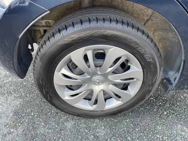 マツダ デミオ 13S 愛知県 2016(平28)年 6.5万km ディープクリスタルブルーマイカ 【(株)IDOMが運営する【じしゃロン豊川店】の自社ローン対象車両になります。こちらは現金ご利用時の価格です。自社ローンご希望の方は別途その旨お申付け下さい。】/スマートシティブレーキサポート/純正マツダコネクトナビ/　ラジオ/フルセグTV/BT/CD/DVD/バックカメラ/シートヒーター/ETC/ドライブレコーダー/アイドリングストップ/横滑り防止装置/HIDヘッドライト/オートライト/スマートキー/プッシュスタート/取扱説明書/保証書/スペアキー