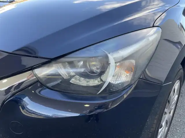 マツダ デミオ 13S 愛知県 2016(平28)年 6.5万km ディープクリスタルブルーマイカ 【(株)IDOMが運営する【じしゃロン豊川店】の自社ローン対象車両になります。こちらは現金ご利用時の価格です。自社ローンご希望の方は別途その旨お申付け下さい。】/スマートシティブレーキサポート/純正マツダコネクトナビ/　ラジオ/フルセグTV/BT/CD/DVD/バックカメラ/シートヒーター/ETC/ドライブレコーダー/アイドリングストップ/横滑り防止装置/HIDヘッドライト/オートライト/スマートキー/プッシュスタート/取扱説明書/保証書/スペアキー