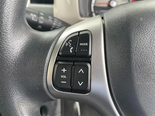 スズキ ハスラー G 富山県 2018(平30)年 3万km フェニックスレッドパール/ホワイト2トーンルーフ ４ＷＤ／/メモリナビ／/フルセグＴＶ／/ＤＶＤ再生／/Ｂｌｕｅｔｏｏｔｈ／/前席シートヒーター／/アイドリングストップ／/デュアルカメラブレーキサポート／/プッシュスタート／/スマートキー／/ヒルディセントコントロール