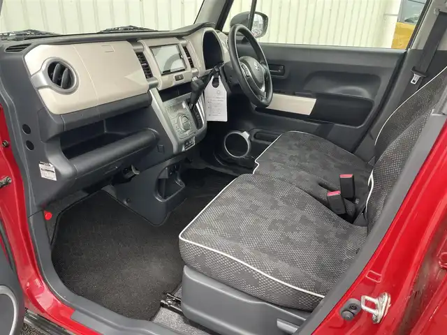 スズキ ハスラー G 富山県 2018(平30)年 3万km フェニックスレッドパール/ホワイト2トーンルーフ ４ＷＤ／/メモリナビ／/フルセグＴＶ／/ＤＶＤ再生／/Ｂｌｕｅｔｏｏｔｈ／/前席シートヒーター／/アイドリングストップ／/デュアルカメラブレーキサポート／/プッシュスタート／/スマートキー／/ヒルディセントコントロール