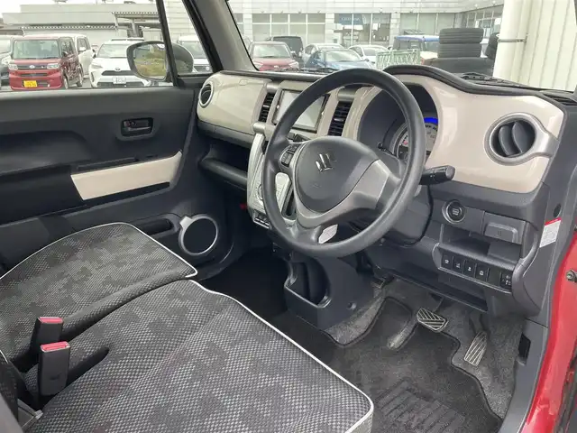 スズキ ハスラー G 富山県 2018(平30)年 3万km フェニックスレッドパール/ホワイト2トーンルーフ ４ＷＤ／/メモリナビ／/フルセグＴＶ／/ＤＶＤ再生／/Ｂｌｕｅｔｏｏｔｈ／/前席シートヒーター／/アイドリングストップ／/デュアルカメラブレーキサポート／/プッシュスタート／/スマートキー／/ヒルディセントコントロール