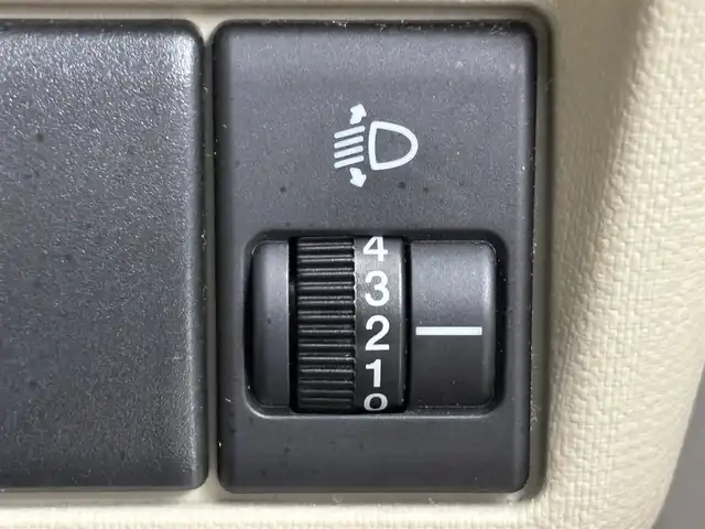 スズキ アルト F 福岡県 2013(平25)年 7.3万km アーバンブラウンパールメタリック 社外ナビ／ワンセグＴＶ／ＣＤ　/バックカメラ　/ＥＴＣ　/リモコンキー　/フォグランプ　/社外フロアマット　/ドアバイザー　/マニュアルエアコン　/ＡＢＳ　/パワーステアリング　/パワーウィンドウ