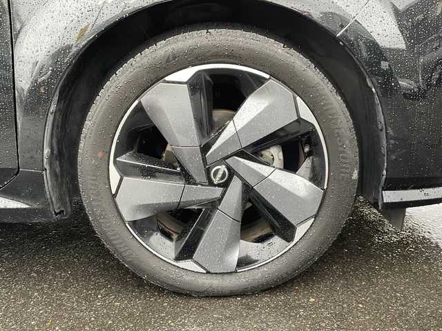 日産 オーラ G FOUR レザーエディション 道北・旭川 2022(令4)年 5.6万km ミッドナイトブラック/サンライズカッパー /4WD//2トーンカラー//ワンオーナー//寒冷地仕様//BOSEサウンド//純正ナビ//BT/USB/フルセグ//アラウンドビューモニター//プロパイロット//エマージェンシーブレーキ//レーンキープアシスト//レーダークルーズコントロール//ブラインドスポットモニター//ふみ間違い防止//ハンドル支援//コーナーセンサー//デジタルインナーミラー//ワイヤレス充電//前後ドライブレコーダー//ビルトインETC//黒革シート//シートヒーター//ステアリングヒーター//オートハイビーム//オートライト//LEDヘッドライト//フォグライト//リアフォグ//オートリトラミラー//純正フロアマット