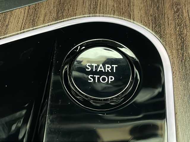 日産 オーラ G FOUR レザーエディション 道北・旭川 2022(令4)年 5.6万km ミッドナイトブラック/サンライズカッパー /4WD//2トーンカラー//ワンオーナー//寒冷地仕様//BOSEサウンド//純正ナビ//BT/USB/フルセグ//アラウンドビューモニター//プロパイロット//エマージェンシーブレーキ//レーンキープアシスト//レーダークルーズコントロール//ブラインドスポットモニター//ふみ間違い防止//ハンドル支援//コーナーセンサー//デジタルインナーミラー//ワイヤレス充電//前後ドライブレコーダー//ビルトインETC//黒革シート//シートヒーター//ステアリングヒーター//オートハイビーム//オートライト//LEDヘッドライト//フォグライト//リアフォグ//オートリトラミラー//純正フロアマット