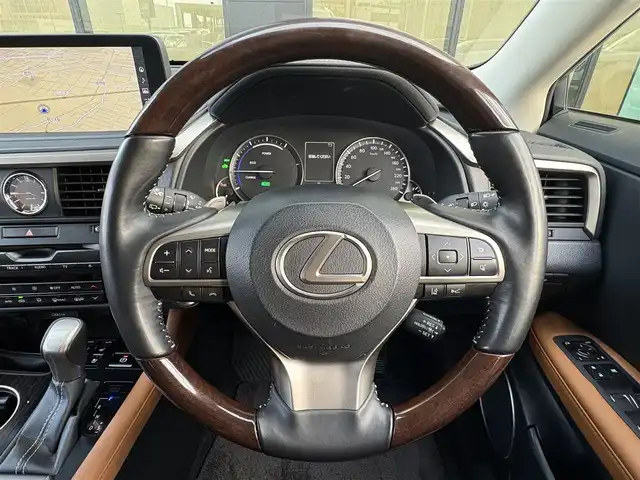レクサス ＲＸ 450hL 石川県 2021(令3)年 5.2万km 黒 ワンオーナー/4WD/サンルーフ/純正ナビ/　Bluetooth・AM/FM・CD・DVD・USB/フルセグTV/ETC2.0/全方位カメラ/前後ドライブレコーダー/アダプティブクルーズコントロール/ヘッドアップディスプレイ/ブラインドスポットモニター/パワーシート/シートヒーター/エアシート/ステアリングヒーター/アンチロック・ブレーキ・システム/衝突被害軽減システム/横滑り防止装置/前後コーナーセンサー/レーンキープアシスト/盗難防止装置/オートマチックハイビーム/アイドリングストップ/純正アルミホイール/スマートキー