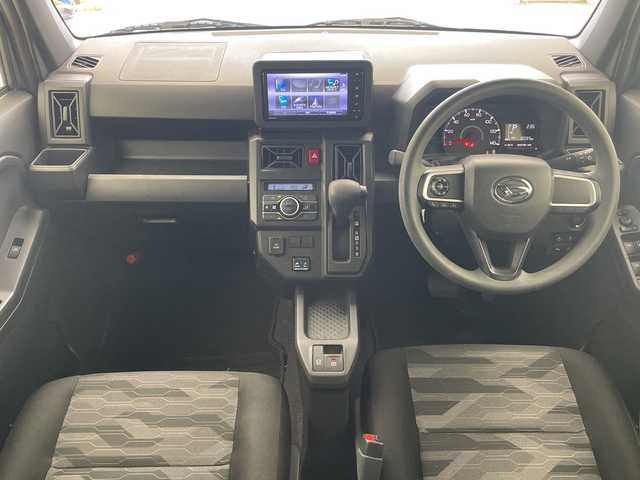 ダイハツ タフト X 沖縄県 2021(令3)年 0.8万km レイクブルーメタリック 純正ナビ　【NSZN-W71D】/（ラジオ、ＤＶＤ、ＣＤ、Ｂｌｕｅｔｏｏｔｈ、ＳＤ、フルセグTV）/パノラマモニター/ドライブレコーダー/コーナーセンサー/ガラスルーフ/ＬＥＤヘッドライト/オートライト/レーンキープアシスト/純正フロアマット/オートマチックハイビーム/アイドリングストップ/スマートキー/プッシュスタート