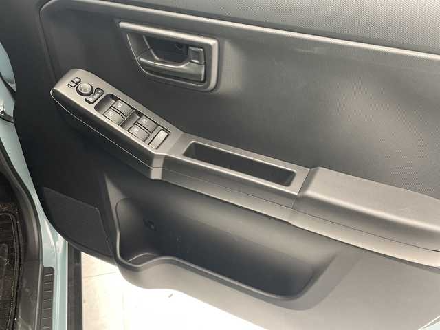 ダイハツ タフト X 沖縄県 2021(令3)年 0.8万km レイクブルーメタリック 純正ナビ　【NSZN-W71D】/（ラジオ、ＤＶＤ、ＣＤ、Ｂｌｕｅｔｏｏｔｈ、ＳＤ、フルセグTV）/パノラマモニター/ドライブレコーダー/コーナーセンサー/ガラスルーフ/ＬＥＤヘッドライト/オートライト/レーンキープアシスト/純正フロアマット/オートマチックハイビーム/アイドリングストップ/スマートキー/プッシュスタート