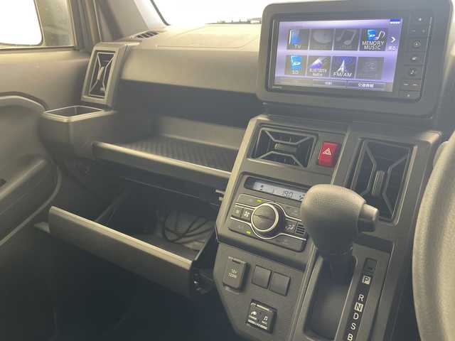 ダイハツ タフト X 沖縄県 2021(令3)年 0.8万km レイクブルーメタリック 純正ナビ　【NSZN-W71D】/（ラジオ、ＤＶＤ、ＣＤ、Ｂｌｕｅｔｏｏｔｈ、ＳＤ、フルセグTV）/パノラマモニター/ドライブレコーダー/コーナーセンサー/ガラスルーフ/ＬＥＤヘッドライト/オートライト/レーンキープアシスト/純正フロアマット/オートマチックハイビーム/アイドリングストップ/スマートキー/プッシュスタート