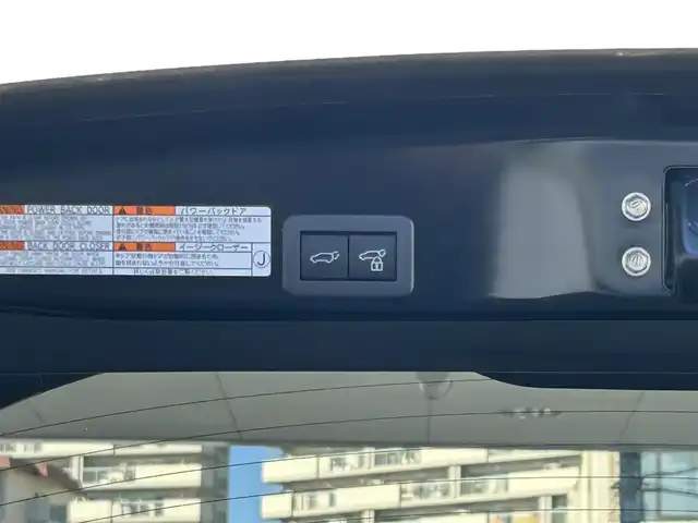 トヨタ ヤリスクロス ハイブリッド Z 愛知県 2020(令2)年 1万km ブラックマイカ ワンオーナー/純ディスプレイナビテレビ/フルセグテレビ/パノラマビューカメラ/パワーバックドア/ハーフレザーシート/パーキングアシスト/シートヒーター/ステアリングヒーター/ビルドインETC/純18インチAW/レーダークルーズコントロール/新車保証書・取説/スペアキー