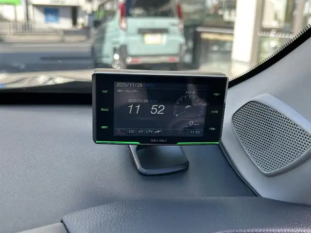 トヨタ ヤリスクロス ハイブリッド Z 愛知県 2020(令2)年 1万km ブラックマイカ ワンオーナー/純ディスプレイナビテレビ/フルセグテレビ/パノラマビューカメラ/パワーバックドア/ハーフレザーシート/パーキングアシスト/シートヒーター/ステアリングヒーター/ビルドインETC/純18インチAW/レーダークルーズコントロール/新車保証書・取説/スペアキー