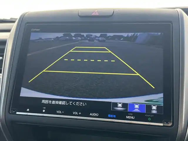 ホンダ フリード ハイブリット G ブラックスタイル 熊本県 2022(令4)年 3.6万km プラチナホワイトパール ワンオーナー/純正ナビ/・AM/FM/CD/DVD/SD/USB/BT/・フルセグTV/バックカメラ/アダプティブクルーズコントロール/先行車発進お知らせ機能/路外逸脱抑制システム/レーンキープアシスト/標識認識機能/衝突被害軽減ブレーキ/後方コーナーセンサー/ステアリングリモコン/オートライト/・LEDライト/電動格納ミラー/・ウィンカーミラー/ETC/D/N席シートヒーター/前後ドライブレコーダー/テレビキャンセラー/ドアバイザー/純正フロアマット/純正アルミホイール/スマートキー