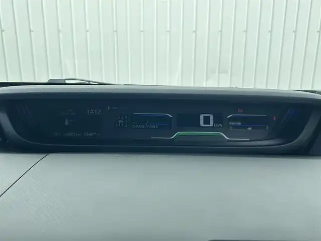 ホンダ フリード ハイブリット G ブラックスタイル 熊本県 2022(令4)年 3.6万km プラチナホワイトパール ワンオーナー/純正ナビ/・AM/FM/CD/DVD/SD/USB/BT/・フルセグTV/バックカメラ/アダプティブクルーズコントロール/先行車発進お知らせ機能/路外逸脱抑制システム/レーンキープアシスト/標識認識機能/衝突被害軽減ブレーキ/後方コーナーセンサー/ステアリングリモコン/オートライト/・LEDライト/電動格納ミラー/・ウィンカーミラー/ETC/D/N席シートヒーター/前後ドライブレコーダー/テレビキャンセラー/ドアバイザー/純正フロアマット/純正アルミホイール/スマートキー