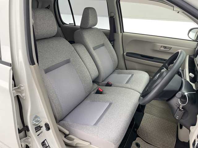 トヨタ パッソ X Lパッケージ S 愛知県 2017(平29)年 2.8万km パールホワイトⅢ 純正ナビ　SDカードなし/バックカメラ/コーナーセンサー/衝突軽減システム/ワンセグ/CD/Bluetooth/ステアリングスイッチ/スマートキー/プッシュスタート