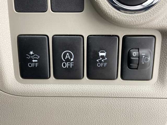 トヨタ パッソ X Lパッケージ S 愛知県 2017(平29)年 2.8万km パールホワイトⅢ 純正ナビ　SDカードなし/バックカメラ/コーナーセンサー/衝突軽減システム/ワンセグ/CD/Bluetooth/ステアリングスイッチ/スマートキー/プッシュスタート