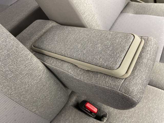 トヨタ パッソ X Lパッケージ S 愛知県 2017(平29)年 2.8万km パールホワイトⅢ 純正ナビ　SDカードなし/バックカメラ/コーナーセンサー/衝突軽減システム/ワンセグ/CD/Bluetooth/ステアリングスイッチ/スマートキー/プッシュスタート