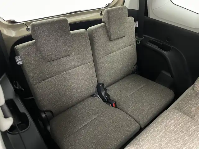 トヨタ シエンタ ハイブリッド Z 埼玉県 2025(令7)年 0.1千km ベージュ 登録済未使用車　純正１０．５インチディスプレイオーディオ　パノラミックビューモニター　ＢＳＭビルトインＥＴＣ２．０　セーフティセンス　レーダークルーズコントロール　オートハイビーム　ＬＥＤライト　ＴＶ