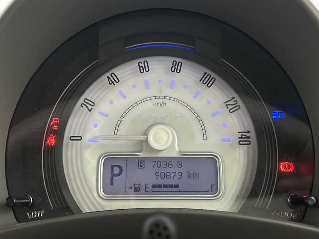 スズキ ラパン X 宮城県 2016(平28)年 9.1万km シフォンアイボリーメタリック 禁煙車/スズキセーフティサポート/・デュアルセンサーブレーキサポート/・車線逸脱警報システム/クラリオンSDナビ/・CD.DVD.SD.BT/フルセグTV/前席シートヒーター/アイドリングストップ/横滑り防止装置/プッシュスタート/スマートキー/オートエアコン/LEDヘッドライト/社外14インチアルミホイール/純正フロアマット