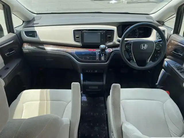 ホンダ オデッセイ G 長野県 2013(平25)年 10.7万km ホワイトオーキッドパール 純正ナビ（FM/AM、CD、DVD、BT）/バックカメラ/フルセグテレビ/クルーズコントロール追従無/両側パワースライド/レーンキープアシスト/横滑り防止装置/盗難防止装置/アイドリングストップ/LEDオートライト/リモコンキー/ワンオーナー/MTモード付AT/社外フロアマット/保証書