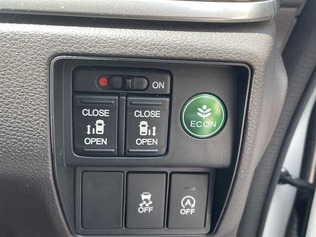 ホンダ オデッセイ G 道央・札幌 2013(平25)年 10.7万km ホワイトオーキッドパール 純正ナビ（FM/AM、CD、DVD、BT）/４WD/バックカメラ/フルセグテレビ/クルーズコントロール追従無/両側パワースライド/レーンキープアシスト/横滑り防止装置/盗難防止装置/アイドリングストップ/LEDオートライト/リモコンキー/ワンオーナー/MTモード付AT/社外フロアマット/保証書