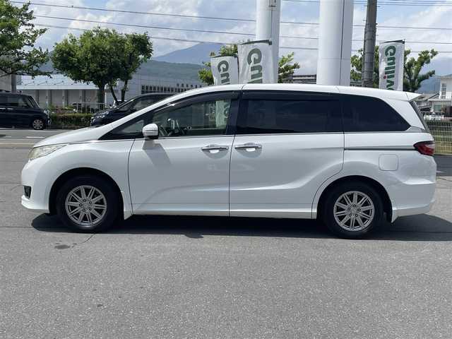 ホンダ オデッセイ G 道央・札幌 2013(平25)年 10.7万km ホワイトオーキッドパール 純正ナビ（FM/AM、CD、DVD、BT）/４WD/バックカメラ/フルセグテレビ/クルーズコントロール追従無/両側パワースライド/レーンキープアシスト/横滑り防止装置/盗難防止装置/アイドリングストップ/LEDオートライト/リモコンキー/ワンオーナー/MTモード付AT/社外フロアマット/保証書