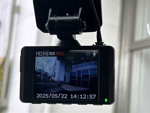 スズキ ハスラー G 静岡県 2019(令1)年 4.9万km 緑 社外ナビ/・Bluetooth/・フルセグTV/・CD/DVD/・SD//主要装備/・プッシュスタート/・ETC車載器/・ドライブレコーダー/・衝突被害軽減システム/・レーンキープアシスト/・アイドリングストップ/・横滑り防止/・前席シートヒーター/・純正フロアマット/・スマートキー/・スペアキー/・ドアバイザー