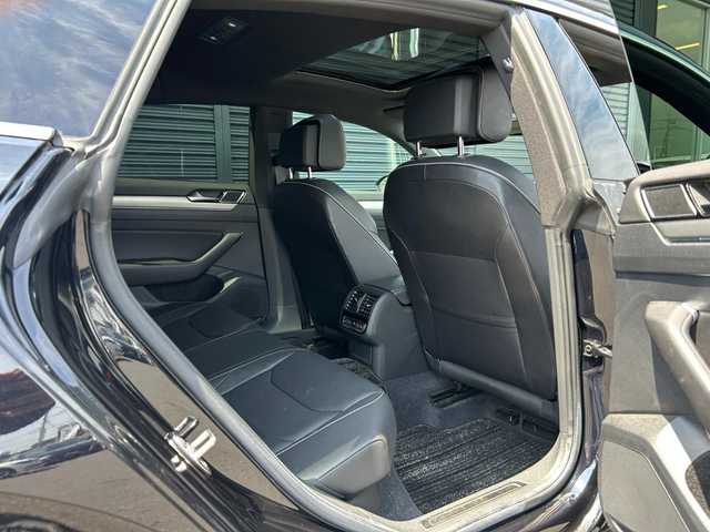 フォルクスワーゲン アルテオン TSI 4モーション Rラインアドバンス 茨城県 2019(平31)年 5.2万km 黒 パノラマＳＲ　/ＤＹＮＡＵＤＩＯ　/３６０度カメラ　/純正２０インチＡＷ　/デジタルメータークラスター　/プリクラッシュセーフティ/ＡＣＣ　/ＬＫＡ　/ＢＳＭ　/パーキングアシスト　/黒革　/全席シートヒーター　/Ｍ付ＰＷシート　/ＰＷトランク　/ナビ　/ＴＶ　/CarPlay/BT/USB/ＬＥＤ/ETC2.0/禁煙車
