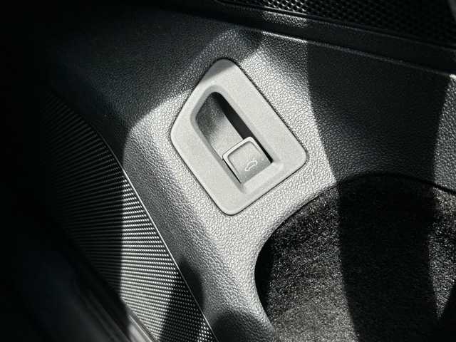 フォルクスワーゲン アルテオン TSI 4モーション Rラインアドバンス 茨城県 2019(平31)年 5.2万km 黒 パノラマＳＲ　/ＤＹＮＡＵＤＩＯ　/３６０度カメラ　/純正２０インチＡＷ　/デジタルメータークラスター　/プリクラッシュセーフティ/ＡＣＣ　/ＬＫＡ　/ＢＳＭ　/パーキングアシスト　/黒革　/全席シートヒーター　/Ｍ付ＰＷシート　/ＰＷトランク　/ナビ　/ＴＶ　/CarPlay/BT/USB/ＬＥＤ/ETC2.0/禁煙車