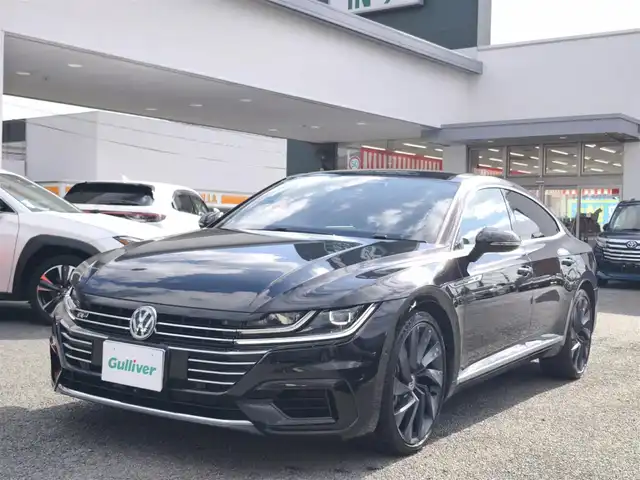 フォルクスワーゲン アルテオン TSI 4モーション Rラインアドバンス 熊本県 2019(平31)年 5.2万km 黒 サンルーフ/ＤＹＮＡＵＤＩＯサウンド　/純正ナビ/【フルセグTV/BT再生/CD/DVD/App-Connect】/全周囲カメラ/アダプティブクルーズコントロール/レーンアシスト/フロントアシスト/ブラインドスポットシステム/リアトラフィックアラート/ヘッドアップディスプレイ/パークアシスト/純正20インチアルミホイール/パドルシフト/全席シートヒーター/ドライブレコーダー前後/ETC2.0