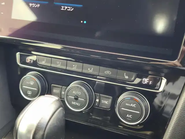 フォルクスワーゲン アルテオン TSI 4モーション Rラインアドバンス 熊本県 2019(平31)年 5.2万km 黒 サンルーフ/ＤＹＮＡＵＤＩＯサウンド　/純正ナビ/【フルセグTV/BT再生/CD/DVD/App-Connect】/全周囲カメラ/アダプティブクルーズコントロール/レーンアシスト/フロントアシスト/ブラインドスポットシステム/リアトラフィックアラート/ヘッドアップディスプレイ/パークアシスト/純正20インチアルミホイール/パドルシフト/全席シートヒーター/ドライブレコーダー前後/ETC2.0