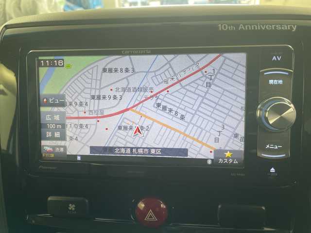 三菱 デリカＤ：５ シャモニー 道央・札幌 2018(平30)年 6.1万km ウォームホワイトパール 登録時走行距離60747km/社外SDナビ/　(carrozzeria/AVIC-RW802)/フルセグTV/FM/AM/Blue tooth/AUX/iPod/SDミュージックサーバー/バックカメラ/両側パワースライドドア/e-Assist(運転支援機能)/衝突被害軽減ブレーキシステム/車線逸脱警報システム/誤発信抑制機能（前進時）/前席シートヒーター/ハーフレザーシート/D席パワーシート/パドルシフト/ステアリングスイッチ/オートクルーズコントロール/HIDヘッドライト/オートライト/オートドアミラー/ドアバイザー/チップアップシート/4WD/ディーゼルターボ/センターデフロック/ビルトインETC