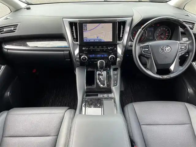 トヨタ アルファード S Cパッケージ 島根県 2023(令5)年 3万km ホワイトパールクリスタルシャイン サンルーフ/純正ナビ/フルセグTV/Bluetooth/バックカメラ/純正フリップダウンモニター/両側パワースライドドア/パワーバックドア /黒革シート/パワーシート/メモリーシート /シートヒーター /シートベンチレーション /ステアリングヒーター/ステアリングスイッチ/スマートキー/プッシュスタート /ビルトインETC/前後ドライブレコーダー/純正アルミホイール