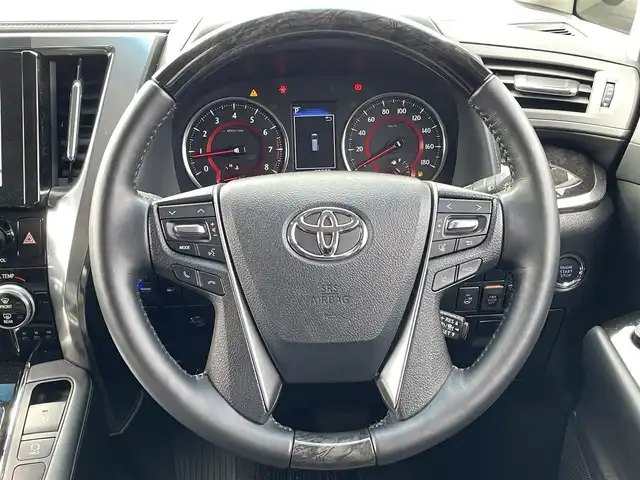 トヨタ アルファード S Cパッケージ 島根県 2023(令5)年 3万km ホワイトパールクリスタルシャイン サンルーフ/純正ナビ/フルセグTV/Bluetooth/バックカメラ/純正フリップダウンモニター/両側パワースライドドア/パワーバックドア /黒革シート/パワーシート/メモリーシート /シートヒーター /シートベンチレーション /ステアリングヒーター/ステアリングスイッチ/スマートキー/プッシュスタート /ビルトインETC/前後ドライブレコーダー/純正アルミホイール