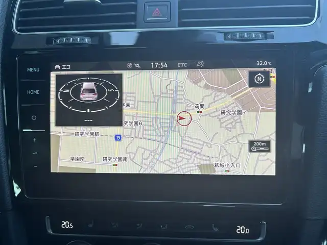 フォルクスワーゲン ゴルフ Ｒ 茨城県 2018(平30)年 4.7万km ラピスブルー 後期モデル/6MT車/純正9.2型SSDナビ/　(CD/DVD/App Connect)/フルセグTV/リアビューカメラ/ビルトインETC2.0/アダプティブクルーズコントロール/オプティカルパーキングシステム/プリクラッシュブレーキシステム/ブラインドスポットディテクション/レーンキープアシストシステム/パークディスタンスコントロール/プロアクティブオキュパントプロテクション/リアトラフィックアラート/LEDヘッドランプ/ダイナミックコーナリングランプ/IC付ターボ/本革巻きステアリング/ステアリングスイッチ/ロゴ入りブラック革シート/前席シートヒーター/運転席ドライビングポジションメモリー/プレトリア18インチアルミホイール/社外17インチAWスタッドレス積込/スマートエントリー/スタートシステム/禁煙車