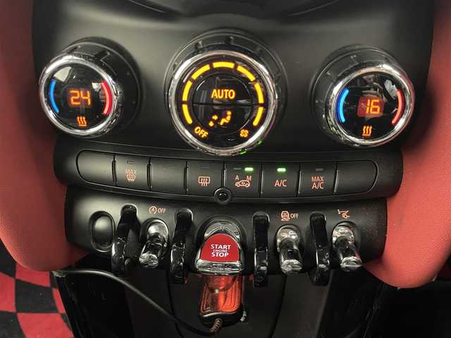 ＭＩＮＩ ミニ ジョンクーパーワークス 愛知県 2016(平28)年 7.7万km 赤 純正ナビ　ＳＴ車高調　社外アルミホイール　クルーズコントロール　ＬＥＤヘッドライト　ヘッドアップディスプレイ　ＥＴＣ　パドルシフト　前後ドライブレコーダー　純正フロアマット　Ｂｌｕｅｔｏｏｔｈ