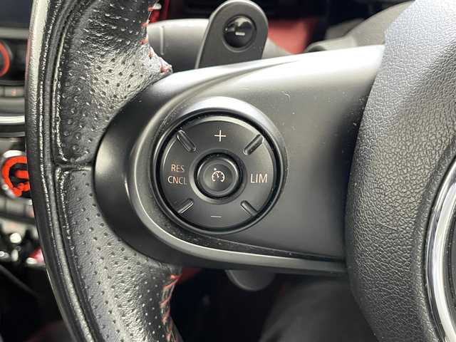 ＭＩＮＩ ミニ ジョンクーパーワークス 愛知県 2016(平28)年 7.7万km 赤 純正ナビ　ＳＴ車高調　社外アルミホイール　クルーズコントロール　ＬＥＤヘッドライト　ヘッドアップディスプレイ　ＥＴＣ　パドルシフト　前後ドライブレコーダー　純正フロアマット　Ｂｌｕｅｔｏｏｔｈ