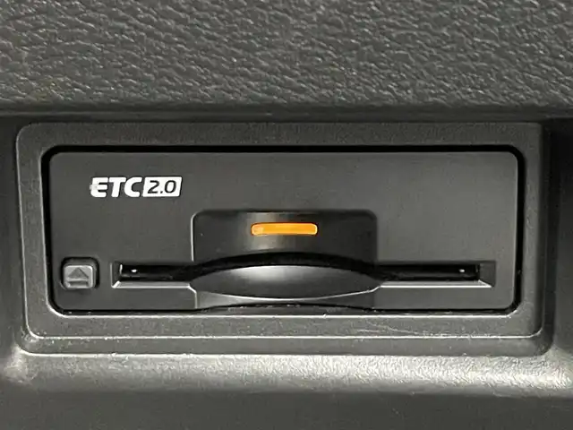 日産 セレナ e－パワー ハイウェイスター V 滋賀県 2023(令5)年 3万km プリズムホワイト 禁煙車/純正12.3型ナビ/【Bluetooth/HDMI/USB//AppleCarPlay/AndroidAuto】/ETC2.0/インテリジェントアラウンドビューモニター/インテリジェントルームミラー/ワイヤレス充電/360度セーフティアシスト/・プロパイロット/・インテリジェントエマージェンシーブレーキ/・前方衝突予測警報/・踏み間違い衝突防止アシスト/・車線逸脱防止支援システム/・車線逸脱警報/・ふらつき警報/・後側方衝突防止支援システム/・後側方車両検知警報/・後退時車両検知警報/・標識検知機能/SOSコール/両側パワースライドドア/LEDライト/電動パーキングブレーキ/オートブレーキホールド/スマートキー