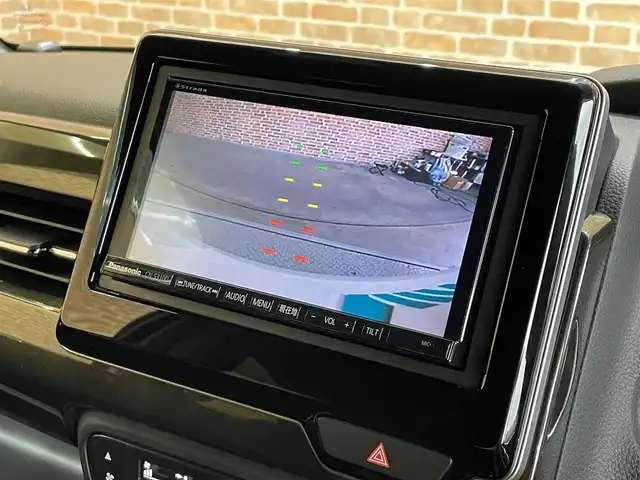 ホンダ Ｎ ＢＯＸ カスタム G L ホンダセンシング 岩手県 2018(平30)年 6.4万km プラチナホワイトパール ワンオーナー/４WD/両側パワースライドドア/ホンダセンシング/衝突軽減システム/アダプティブクルーズコントロール/車線維持支援システム/誤発進抑制機能/オートハイビーム/横滑り防止装置/アイドリングストップ/シートヒーター/チップアップリヤシート/ロールサンシェード/社外ナビ/フルセグTV/ステアリングスイッチ/ETC/バックカメラ/LEDヘッドライト/フォグランプ/純正14インチアルミホイール
