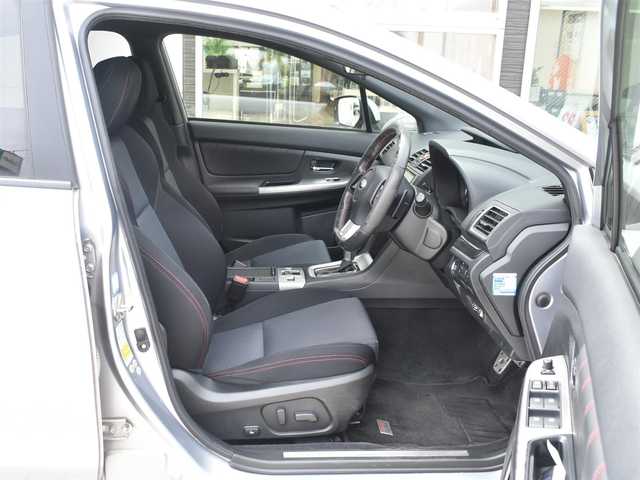 スバル ＷＲＸ Ｓ４ 2．0GT アイサイト 神奈川県 2015(平27)年 6.1万km アイスシルバーメタリック 社外メモリナビ/フルセグテレビ/バックカメラ/アダプティブクルーズコントロール/プッシュスタート/ETC/LEDヘッドライト/取説/ナビ説