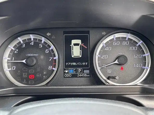 ダイハツ ムーヴ カスタム X ハイパー 大分県 2015(平27)年 2.5万km ブラックマイカメタリック ・オーディオ(AUX.USB.CD.ラジオ)/・アイドリングストップ/・スマートキー/・プッシュスタート/・オートライト/・オートエアコン/・純正フロアマット/・純正ホイール/・スペアキー