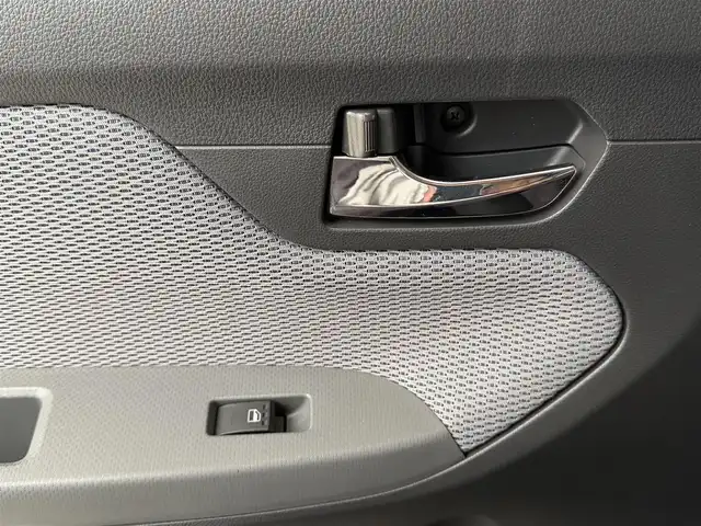 ダイハツ ムーヴ カスタム X ハイパー 兵庫県 2015(平27)年 2.5万km ブラックマイカメタリック オーディオ(AUX.USB.CD.ラジオ)/アイドリングストップ/スマートキー/プッシュスタート/オートライト/オートエアコン/純正フロアマット/純正ホイール/スペアキー