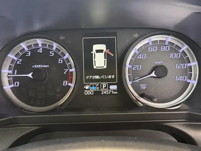 ダイハツ ムーヴ カスタム X ハイパー 兵庫県 2015(平27)年 2.5万km ブラックマイカメタリック オーディオ(AUX.USB.CD.ラジオ)/アイドリングストップ/スマートキー/プッシュスタート/オートライト/オートエアコン/純正フロアマット/純正ホイール/スペアキー