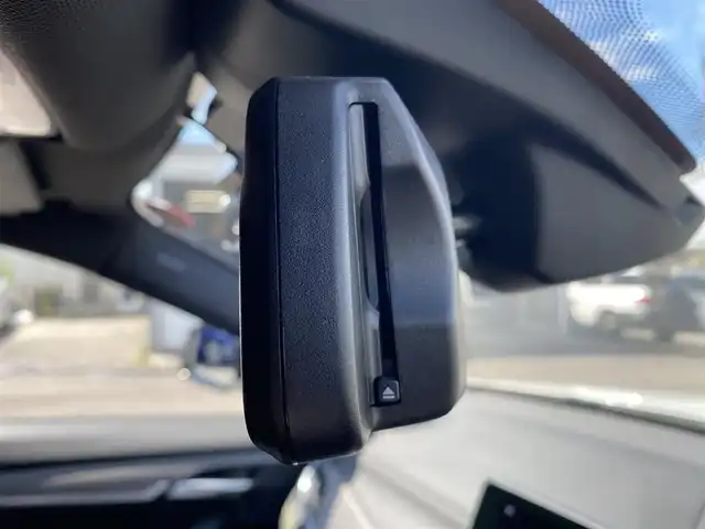 ＢＭＷ Ｘ２ 福岡県 2020(令2)年 4.1万km 白 ・アクティブクルーズコントロール/・純正ナビ/BT/USB/・バックカメラ/・ハーフレザーシート/シートヒーター/・純正ドラレコ/・ETC/・純正19AW/・スペアキー/・保証書/・取扱説明書