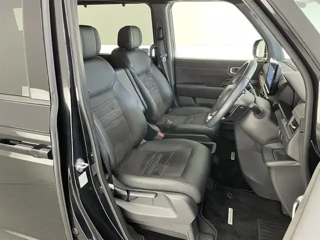 ホンダ ステップワゴン スパーダ eHEV プレミアムライン 愛知県 2024(令6)年 1.4万km クリスタルブラックパール 純正１１．４型ナビ　オートサイドステップ　全方位カメラ　禁煙車　ＢＳＭ　ハーフレザー　シートヒーター　ホンダセンシング　衝突軽減装置　追従クルコン　前後ドラレコ　電動リアゲート　オットマン　パドルシフト　ＬＥＤオートライト　HDMIポート　ETC2.0　コーナーセンサー　