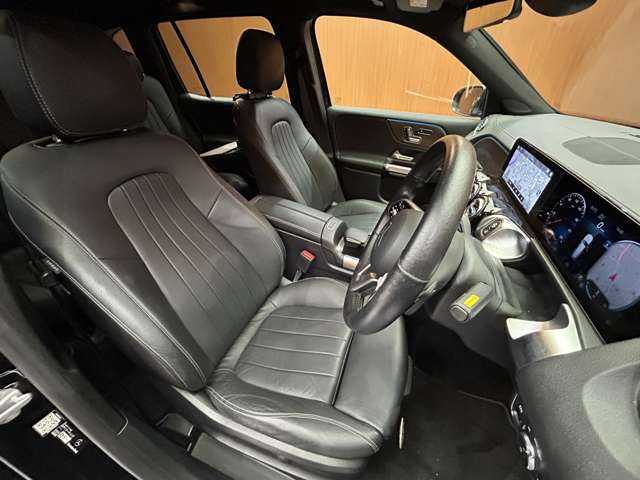 メルセデス・ベンツ ＧＬＢ２００ｄ 千葉県 2021(令3)年 6.1万km コスモスブラック ＡＭＧレザーエクスクルーシブＰＫＧ　/アドバンスドＰＫＧ　/パノラマＳＲ　/黒革　/ＡＣＣ　/ＨＵＤ　/ナビ　/ＴＶ　/３６０°　/シートＨ　/電動リアゲート　/アンビエントライト　/衝突軽減Ｂ　/ＢＳＭ　/ＬＫＡ　/ドラレコ