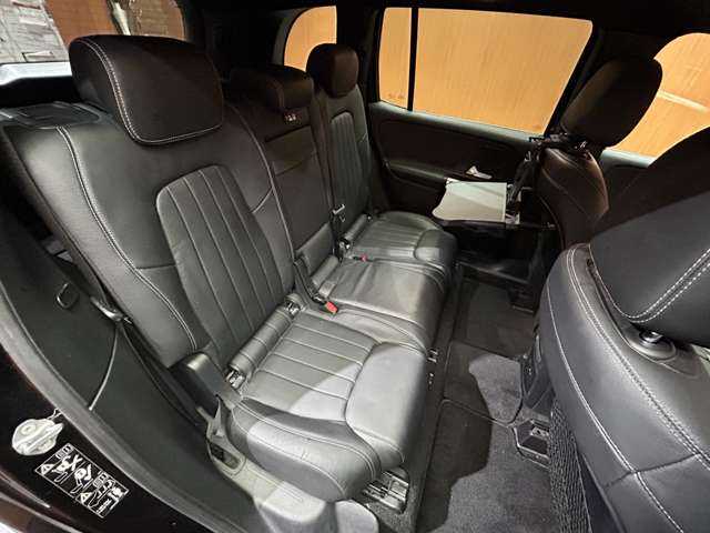 メルセデス・ベンツ ＧＬＢ２００ｄ 千葉県 2021(令3)年 6.1万km コスモスブラック ＡＭＧレザーエクスクルーシブＰＫＧ　/アドバンスドＰＫＧ　/パノラマＳＲ　/黒革　/ＡＣＣ　/ＨＵＤ　/ナビ　/ＴＶ　/３６０°　/シートＨ　/電動リアゲート　/アンビエントライト　/衝突軽減Ｂ　/ＢＳＭ　/ＬＫＡ　/ドラレコ