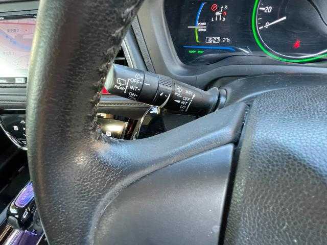 ホンダ ヴェゼル ハイブリッド X 岩手県 2015(平27)年 6.7万km クリスタルブラックパール 社外ナビ　Ｂｌｕｅｔｏｏｔｈ／ＣＤ／ＤＶＤ／フルセグＴＶ　/バックカメラ　/オートエアコン　/前席シートヒーター　/あんしんＰＫＧ　/４ＷＤ　/クルーズコントロール　/ＬＥＤヘッドライト　/アイドリングストップ/オートエアコン