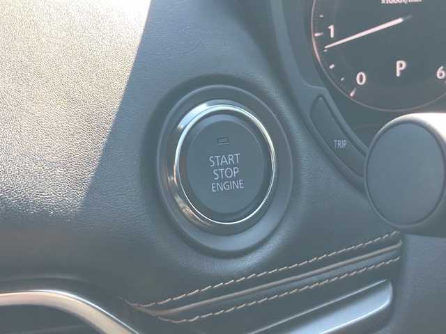 マツダ ＣＸ－６０ XD エクスクルーシブモード 佐賀県 2023(令5)年 0.9万km ロジウムホワイトプレミアムメタリック 12.3インチマツダコネクトナビ/360°マルチビューモニター/スマートブレーキサポート/ディスタンス＆スピードアラート/レーンキープアシスト/アダプティブクルーズコントロール/ブラインドスポットモニタリング/コーナーセンサー/前側方接近車両検知/降車警告/パワーテールゲート/電動パーキングブレーキ/オートブレーキホールド/ナッパレザーシート/シートヒーター（全席）/エアシート/メモリパワーシートシート/ステアリングヒーター/ETC2.0/ドライブレコーダー/アドバンスキーフリー/プッシュスタート/LEDヘッドライト/純正アルミホイール