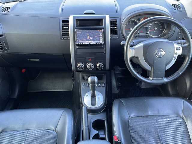 日産 エクストレイル 20Xtt 道東・釧路十勝 2010(平22)年 11万km ダイヤモンドブラック ・4WD/・純正SDナビ/（CD・DVD・BT・ラジオ・Music Box）/・バックカメラ/・クルーズコントロール/・ダウンヒルアシスト/・VDC/・ETC/・革巻きステアリング/・ステアリングスイッチ/・オートライト/・フォグライト/・カプロンシート/・シートヒーター/・電格ミラー/・スマートキー