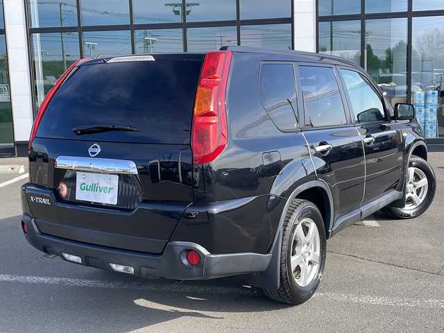 日産 エクストレイル 20Xtt 道東・釧路十勝 2010(平22)年 11万km ダイヤモンドブラック ・4WD/・純正SDナビ/（CD・DVD・BT・ラジオ・Music Box）/・バックカメラ/・クルーズコントロール/・ダウンヒルアシスト/・VDC/・ETC/・革巻きステアリング/・ステアリングスイッチ/・オートライト/・フォグライト/・カプロンシート/・シートヒーター/・電格ミラー/・スマートキー